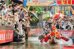 今日太阳对阵尼克斯 埃里克-戈登因右小腿酸痛缺阵